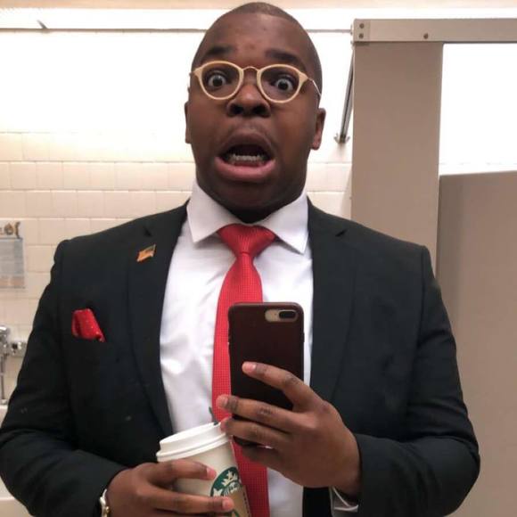 Meet your Posher, Antonio - Picture 1 of 1